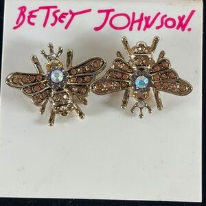 Betsey Johnson Gold-Tone and Rhinestones Bee 🐝 pierced earrings